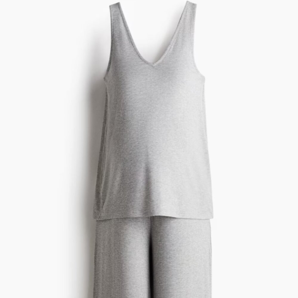 H&M Mama ribbed two piece set